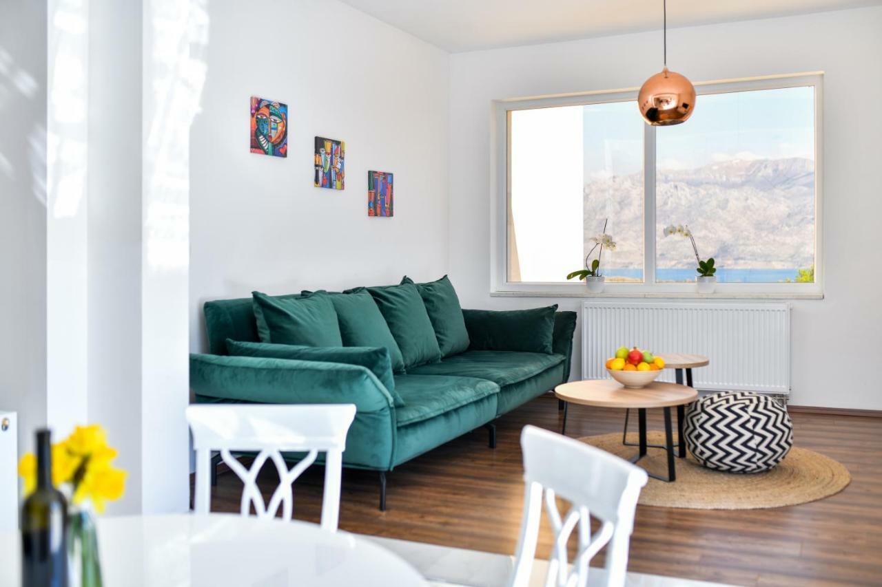 Apartman Space Ražanac Buitenkant foto