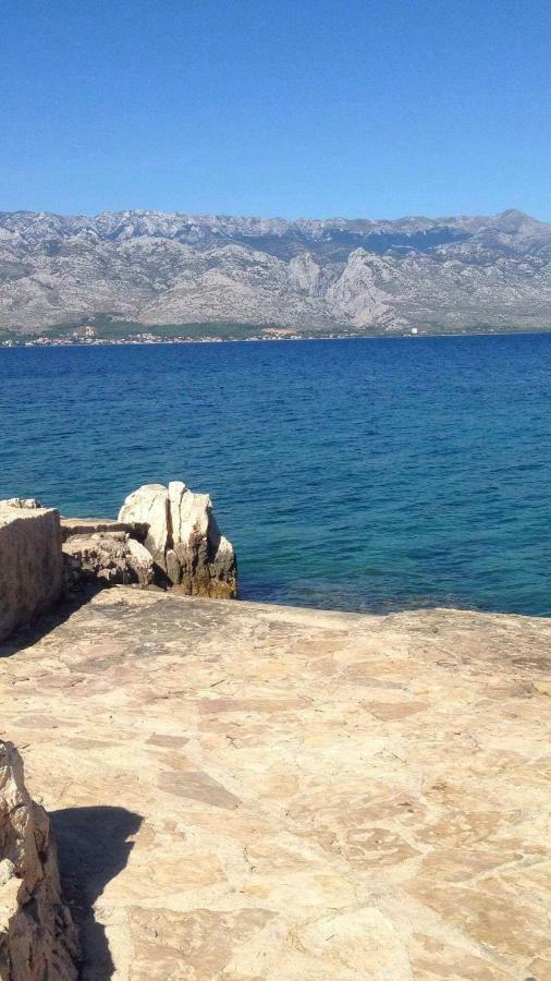 Apartman Space Ražanac Buitenkant foto